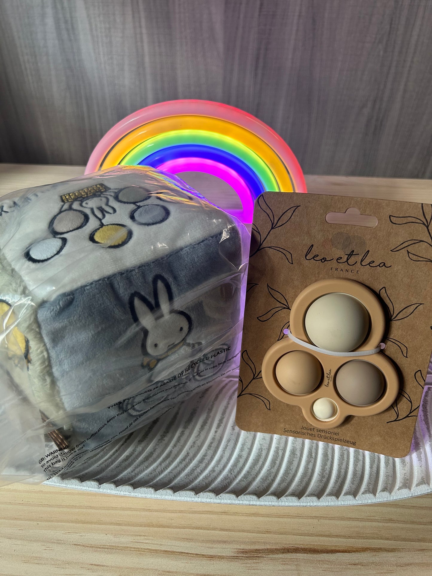 Lot : Cube d'éveil gris + jouet sensoriel