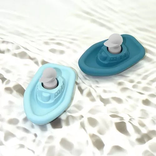 Jouet d'éveil pour le bain en silicone - Set de 2 bateaux + 1 capitaine - Bleu