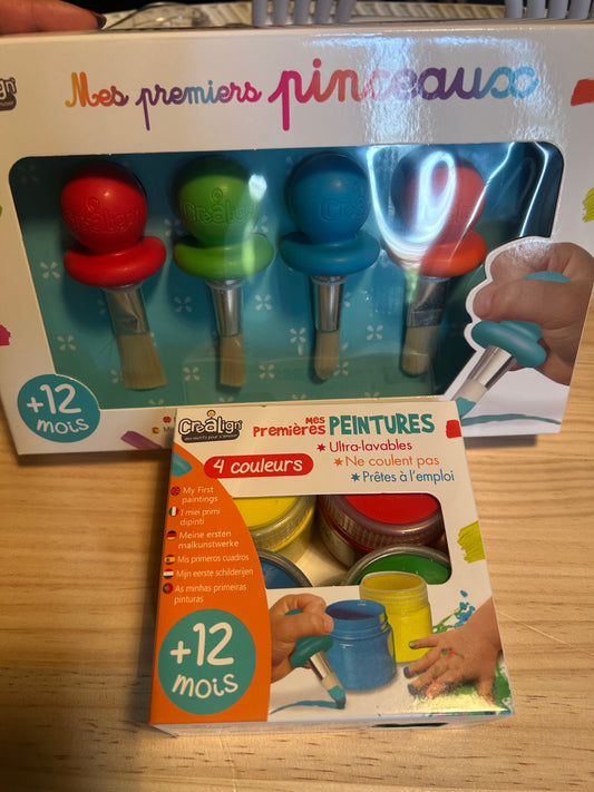 Mes premiers pinceaux + mes premières peintures