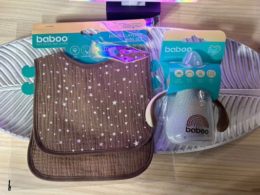Lot : 2 Bavoirs en mousseline + Bec Verseur